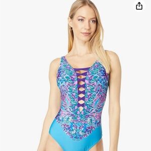 Lilly Pulitzer Isle Twister Swimsuit - worn once!!!
